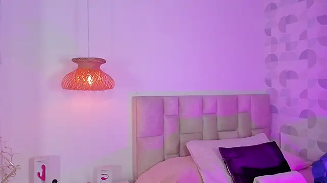 Vanessa_cruz_18 webcam