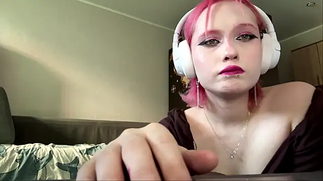 CuteLilit webcam