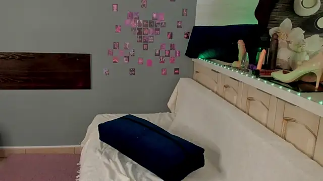 Anna_Coolidge webcam