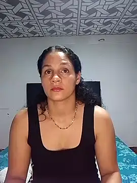 cieloo_777 webcam
