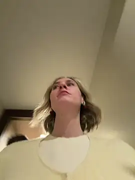 m1ssyk1ssy (F young) - Take a shot and play spicy truth or dare