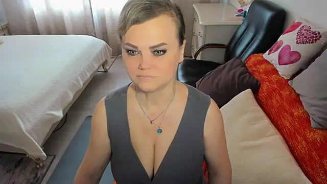 MildMature webcam