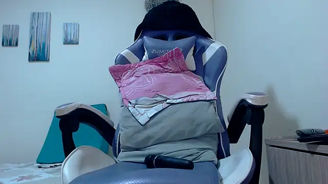 KENYEVANS webcam