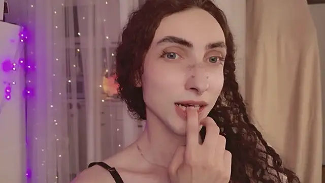Model: Queen_of_tease