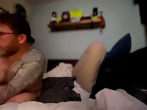 Tattooednakedguy webcam