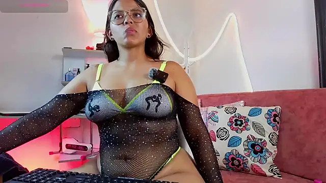 Megaan_Greey webcam
