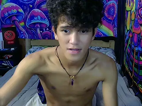 hugekenbigcock webcam