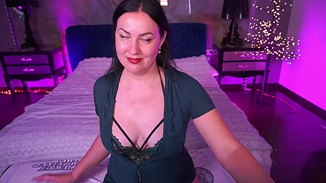 VelvetLuck webcam