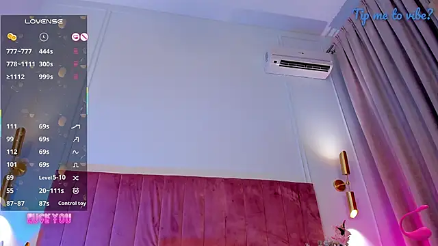 Mayzzie webcam