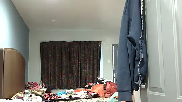 obedientslut8 webcam