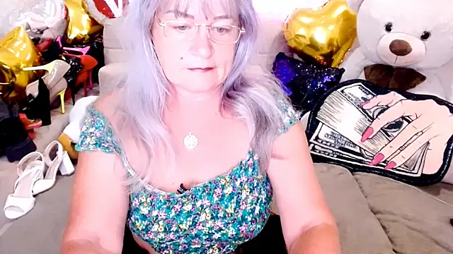SiberiabBerry live cam on StripChat