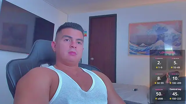 RJBarto live cam on StripChat