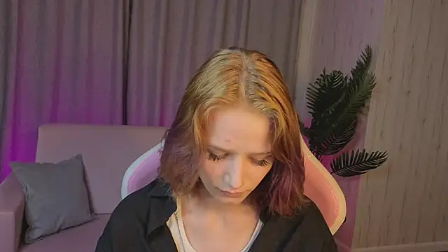 AliceJohansone webcam