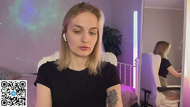 _Vikky_Moon_