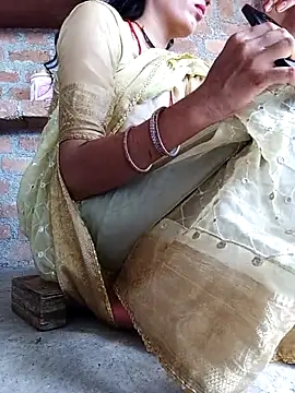 Komal4050 webcam