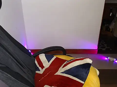 hot_muscle69 (M young) - MAKE ME RELEASE MY 3 DAYS CUM