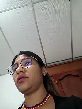 Sofythom1 webcam