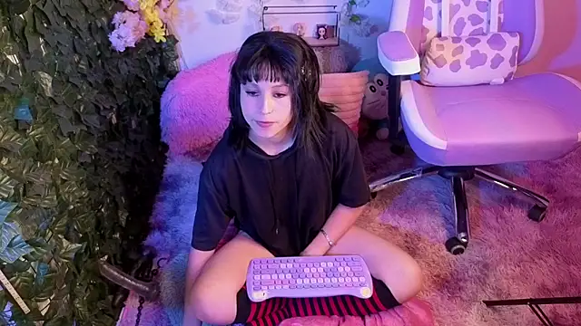 Eymmy_24 webcam