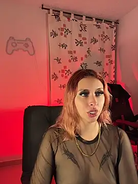 Sophia_LuxxX webcam