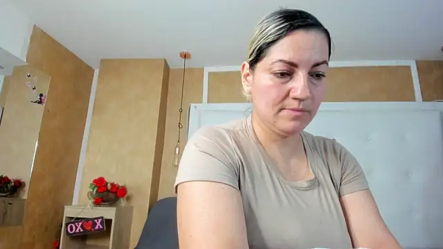 Heidy_milf webcam