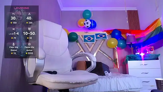 Modèle: Tiffany_Valentiine
