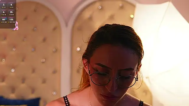 caroline_adams_