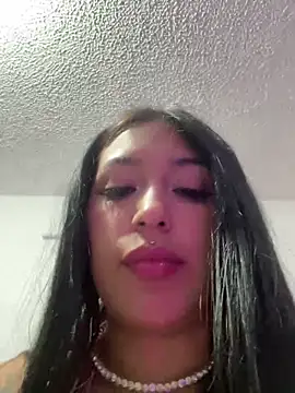 KatianPierce webcam