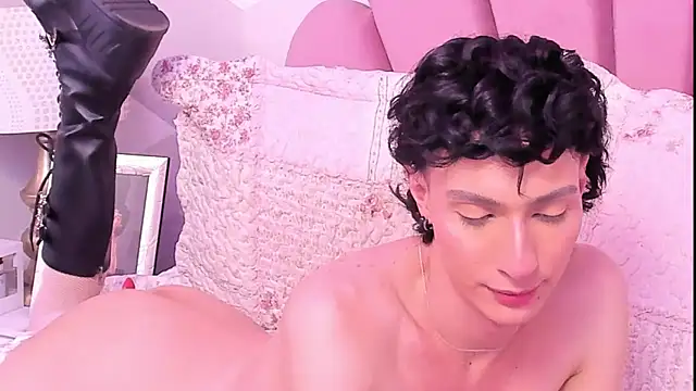 KylieMonnett webcam