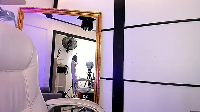 MelodyPrice webcam