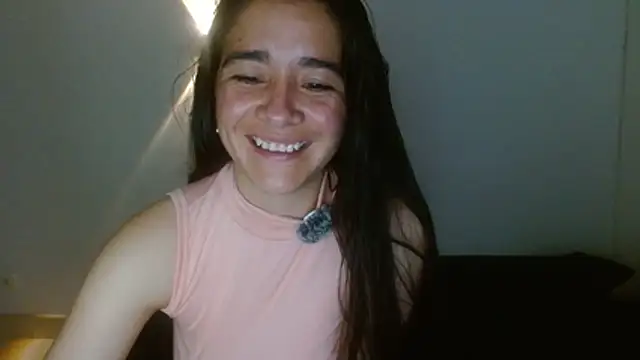 sensualstryp (F milf) - suck fingers