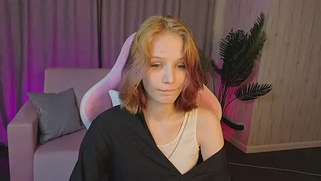 AliceJohansone webcam