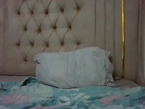 blackchocolate2 - Blackchocolate2's free webcam