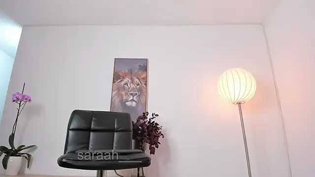 _Saraah webcam