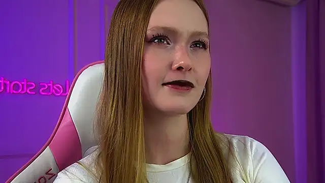 AgataFoxley webcam