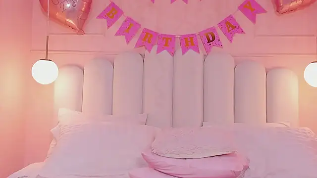 sarah_salis_ webcam