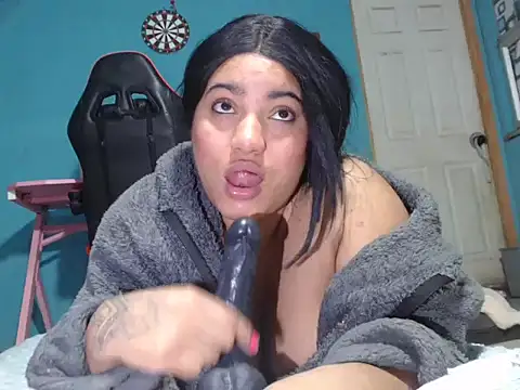 Hilarybunnyy webcam