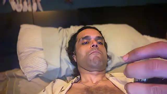 icebergslim281 live sex cam