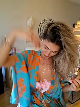 CelynaRoss webcam