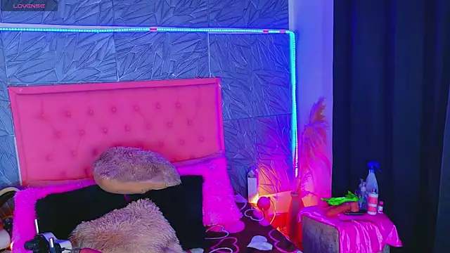 macasweet - Macasweet's free webcam - UK Sex Cams