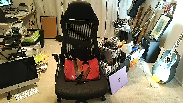 9VOLTT webcam
