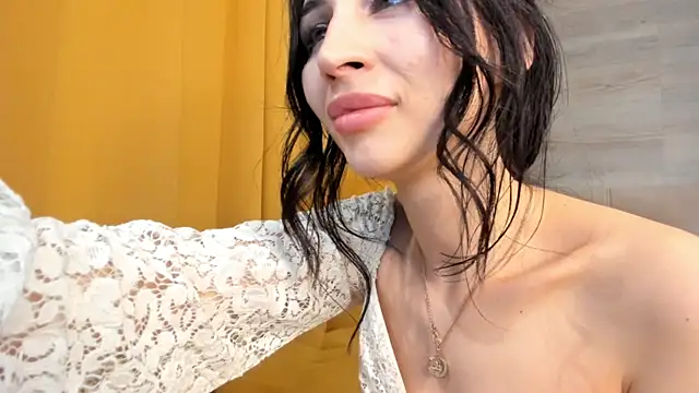 IreneHabibi webcam