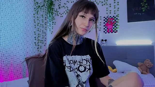 LilithPoison webcam
