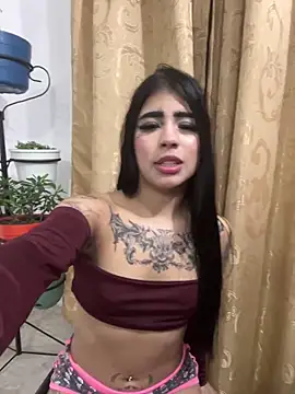 Dannii- live cam on StripChat
