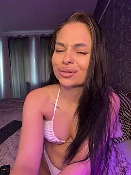 Olivia_Noor webcam