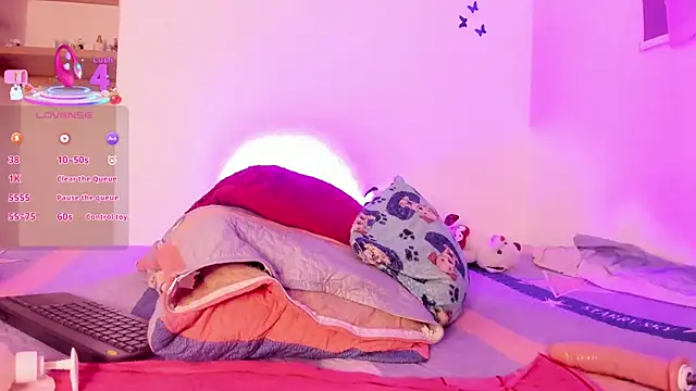 PamelaAnderson_2 webcam