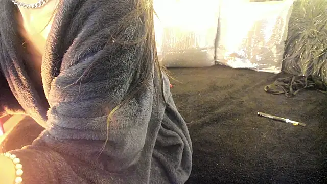 NahomyCarther webcam