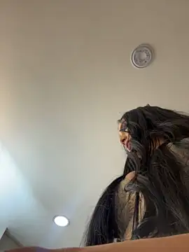 IvonneOwen webcam