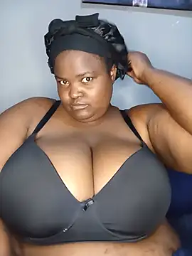 ChubbyLucia webcam