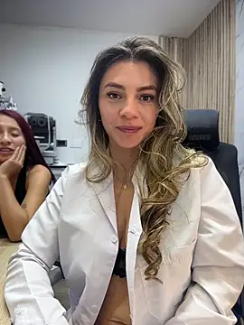 alicee16 live Stripchat room