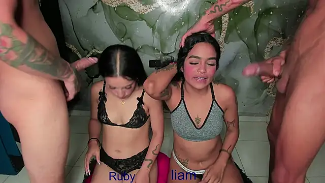sexy_latinas_69 webcam